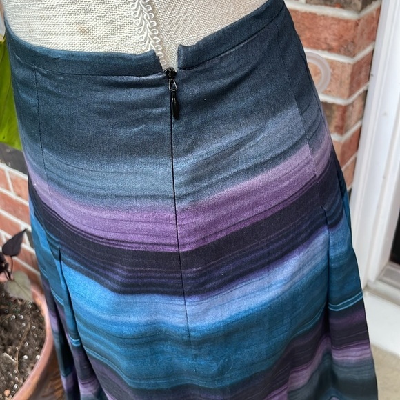 Loft Pleated Full Skirt - Picture 5 of 7